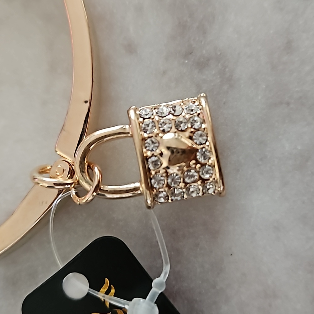 Crystal Bracelet - Picture 2 of 4
